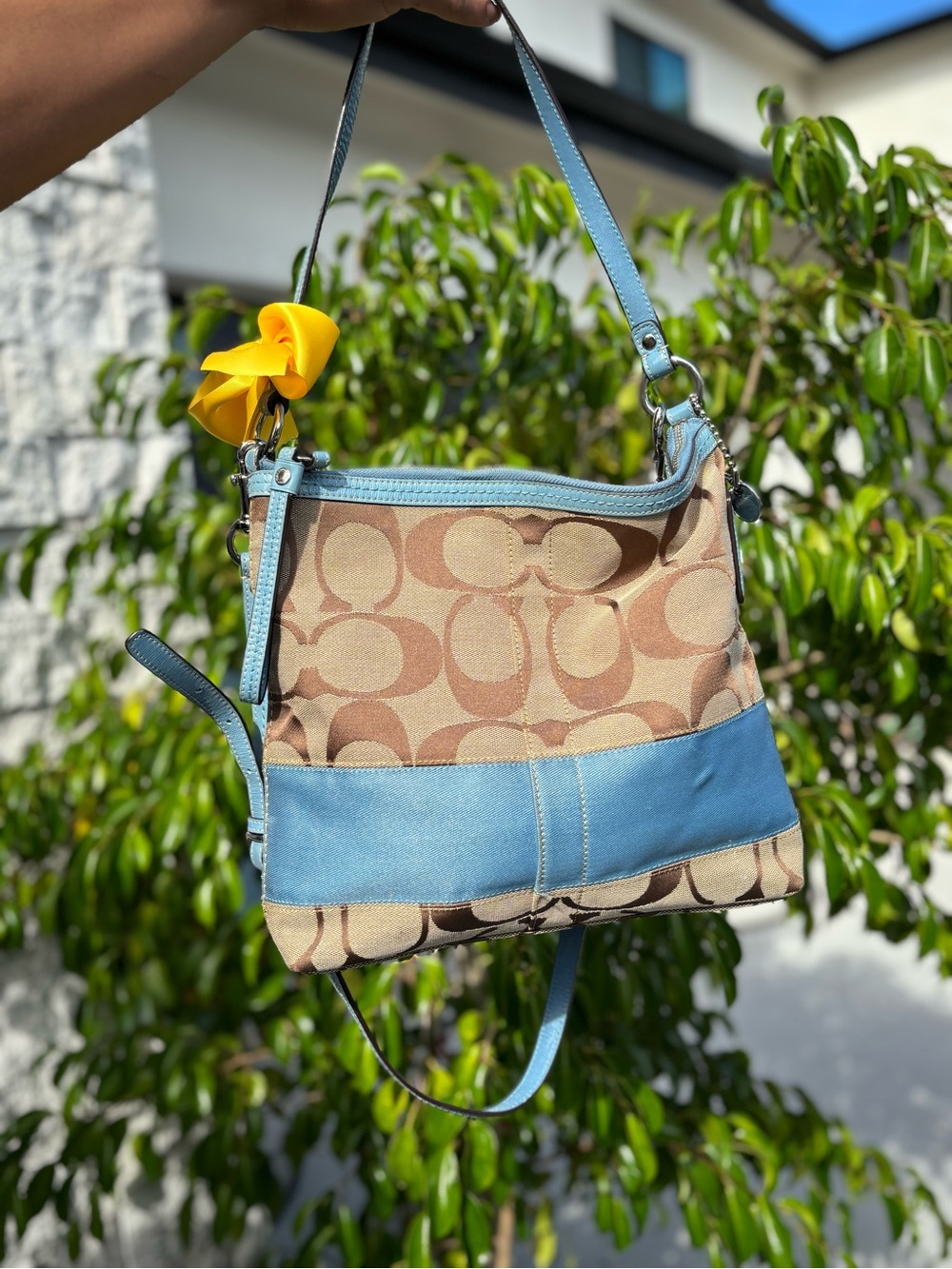 Blue Crossbody Coach 💙